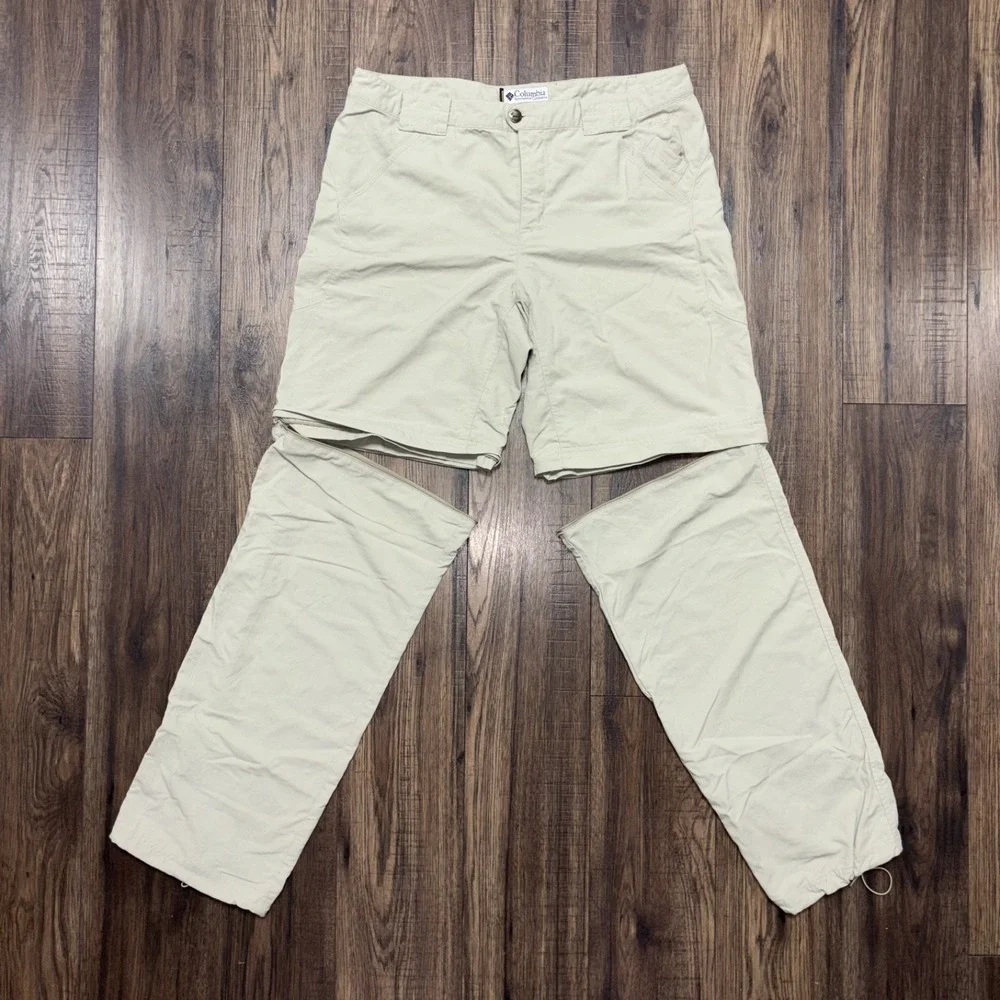 COLUMBIA TITANIUM Women's Zip Off Size 12 Packable Nylon Khaki Hiking Pants - Picture 7 of 8